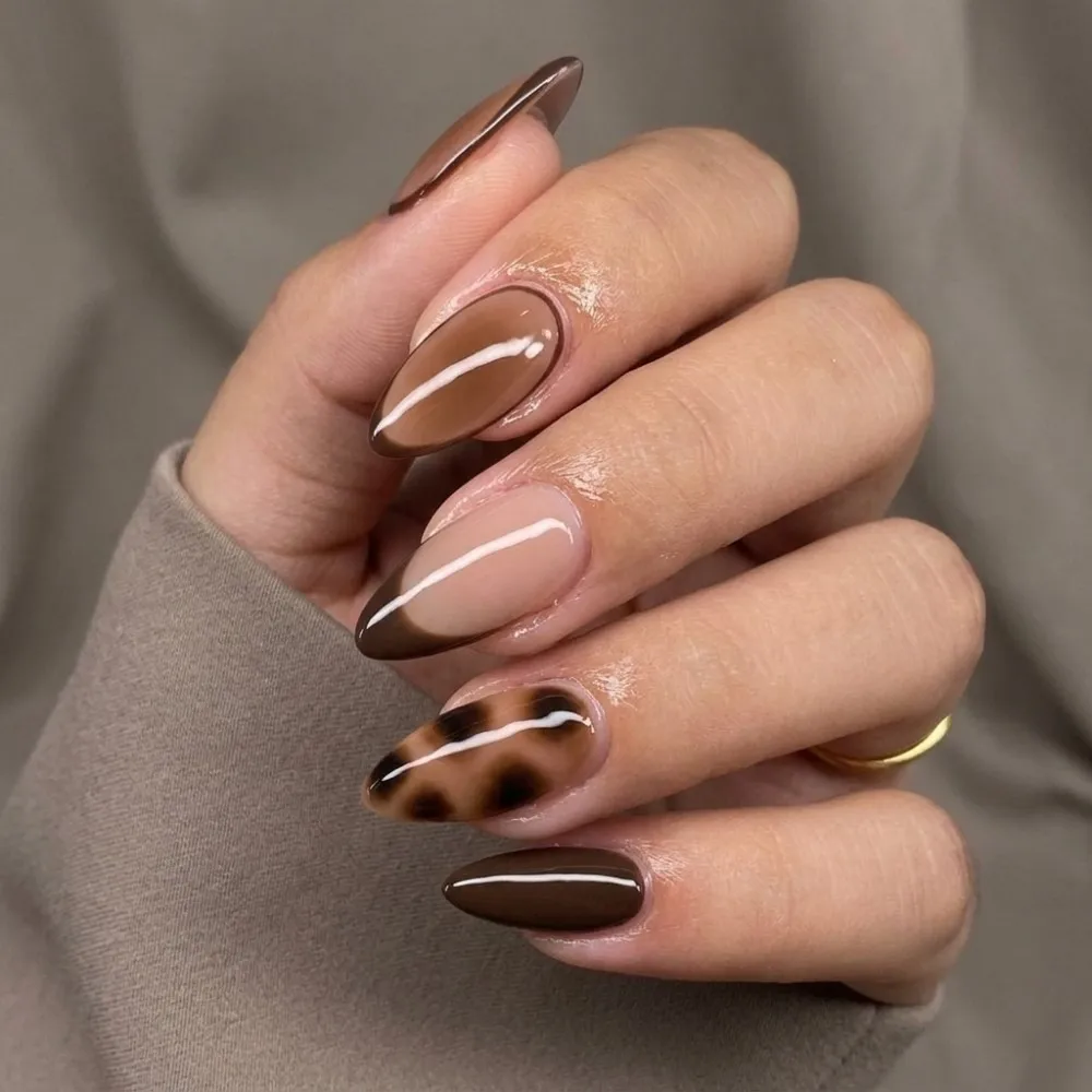 24pcs Nude Almond False Nails for Women with Brown French Tips And Tortoiseshell Design Reusable Press-On Nails