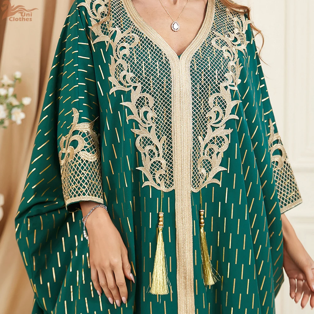 

Uni Gold Stamping Batwing Sleeve Luxury Woman Evening Dress Dubai Jacquard Abaya Tassel Loose Women Clothing 2025