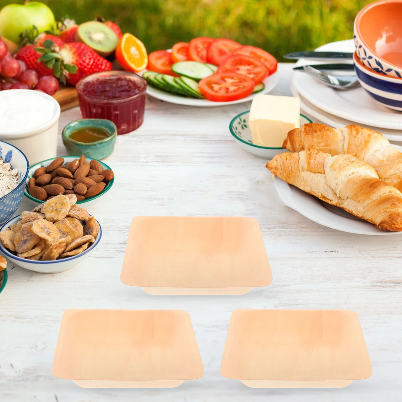 

50Pcs Disposable Wooden Plate 140x140mm Natural Wood Tableware for Wedding Picnic Birthday Party Wooden Plate Tableware