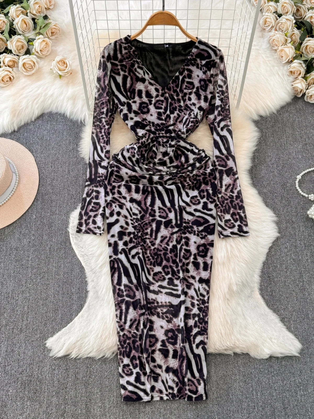 Ele V-Ne Long Sve P… - image