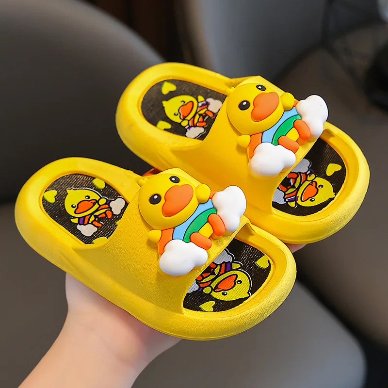 Summer New Children's Cute Soft Bottom Slippers Outdoor Wearable Sandals Anti-slip Comfortable PVC Material Home Slippers