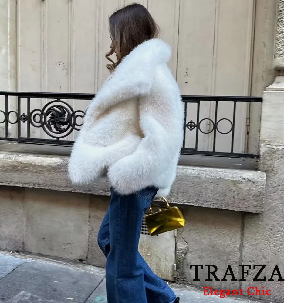 TRAFZA Fall Winter Faux Fur Coat for Women Soft-Touch Big Lapel Coat New 2024 Classic High Street Elegant Coat