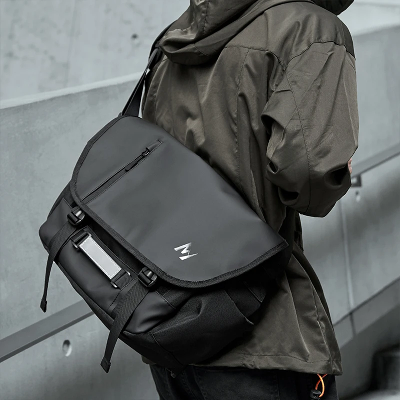 

MOYYI Stylish One Shoulder Bag Anti Theft Large Capacity Men Male 14inch PC Messenger Bag Travel Crossbody Bag Multiple Pockets