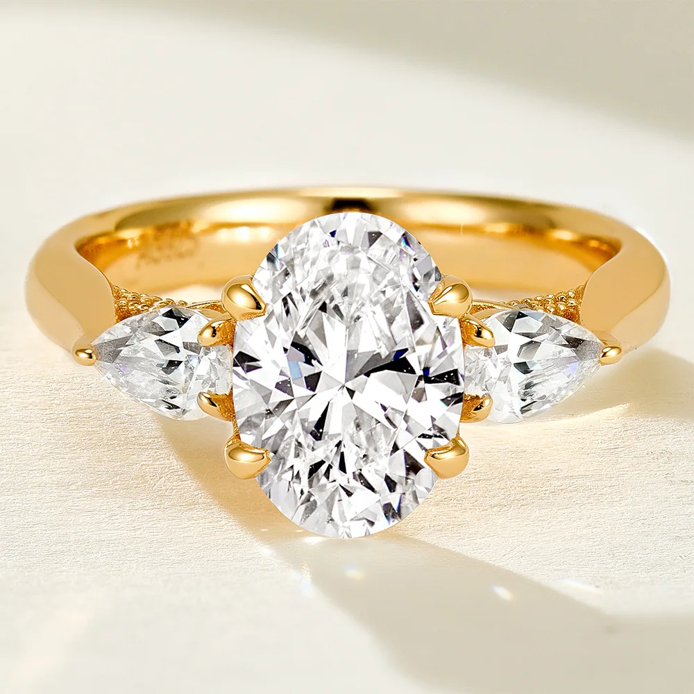 SONGYUN High Carbon Gemstones Jewelry S925 Sterling Silver Oval Big Three‑Stone Ring for Women, Niche Design Simulated Diamond