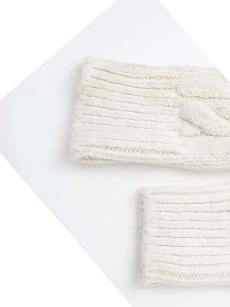 

HH Autumn Woman Bright Eight-strand Braid Wear Sweater Woman Elegant Street Style Long Sleeves Round Neck White Pullover Sweater