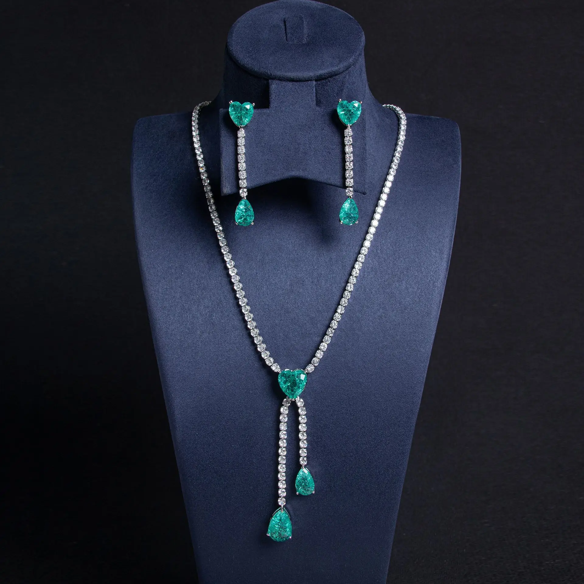 

Women Water Drop Love Zircon Necklace Earring Set 2025
