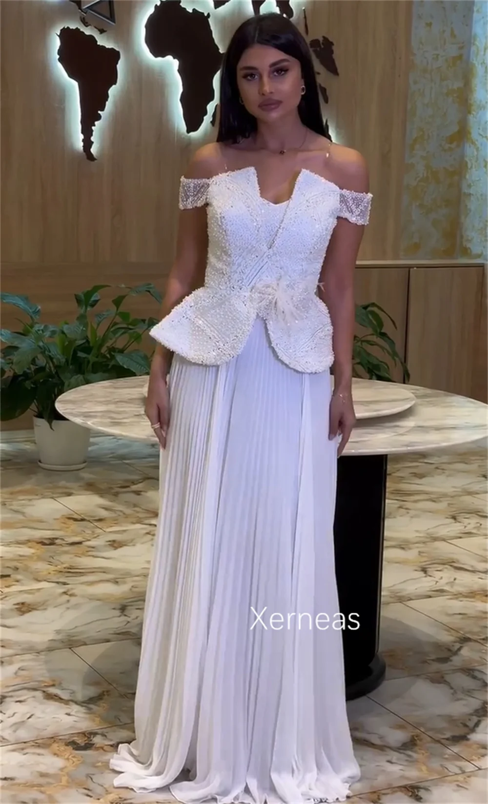 맞춤형 우아한 쉬폰 플리츠 스팽글 꽃 장식 A라인 오프숄더 롱 드레스 맞춤형 행사 홈커밍 중국 스타일