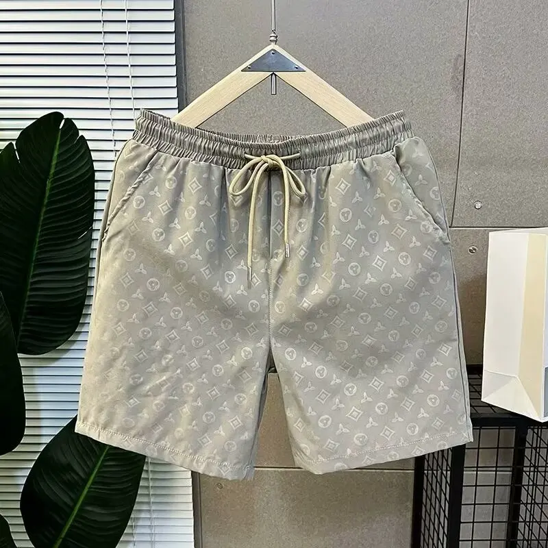 2026 Summer New Style Men's Fashion Casual Shorts - Loose Fit and Versatile