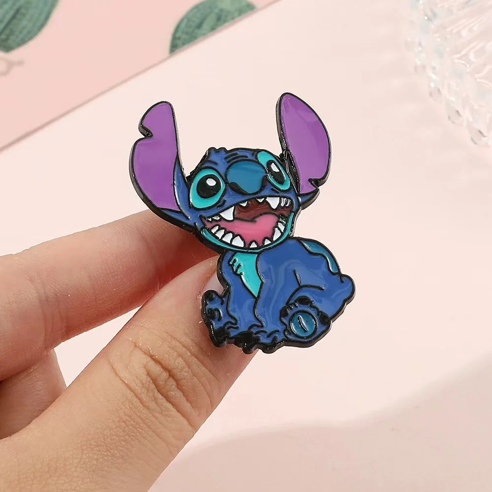 2pcs Disney Stitch Pins Brooch Set Gift Cosplay Cute Stitch Enamel Lapel Pin Clothing Backpack Decoration DIY Accessories