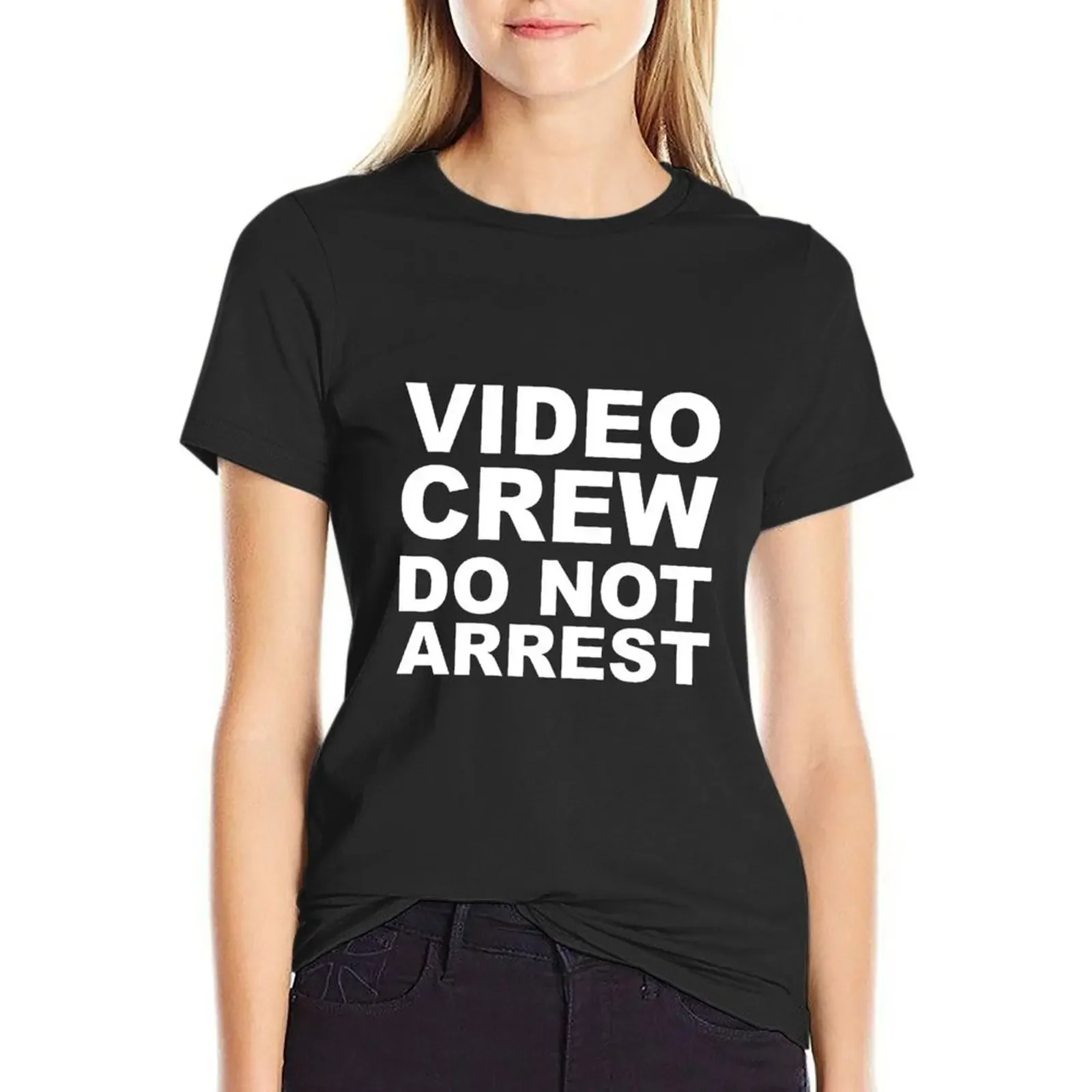 

VIDEO CREW DO NOT ARREST SHIRT T-Shirt sublime Female clothing Aesthetic clothing Blouse cropped t shirts for Women