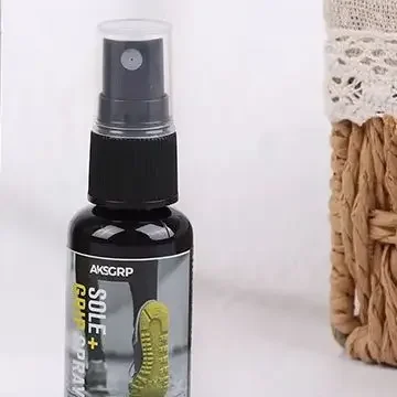 30ML/120ML Grip Spray per scarpe da portiere di calcio Scarpe da basket Suola inferiore Spray Traction Enhancer per scarpe da ginnastica sportive
