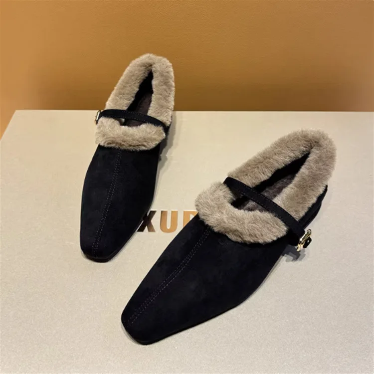 

2025 Elegant Metal Buckle Mary Janes Woman Chic Brand Design Fur Women Low Heel Dress Shoes Ladies Winter Warm Plush Belt Pump