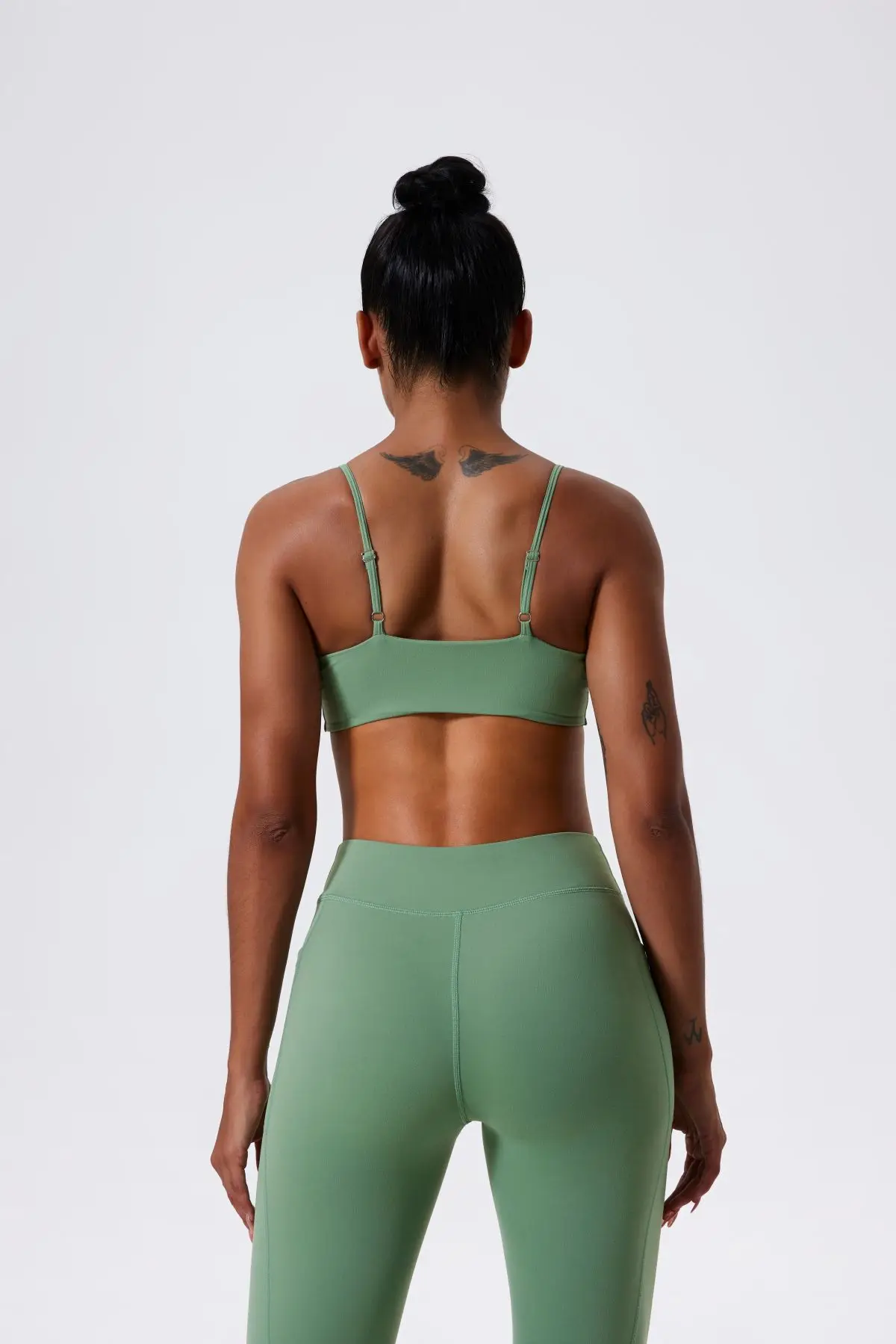 Neuer Sommer-Sport-BH für Damen, atmungsaktiv, weich, Yoga-Workout-Top, rückenfrei, Fitness-Crop-Top, Gym-Unterwäsche, Damen-Crop-Top – Detail 15