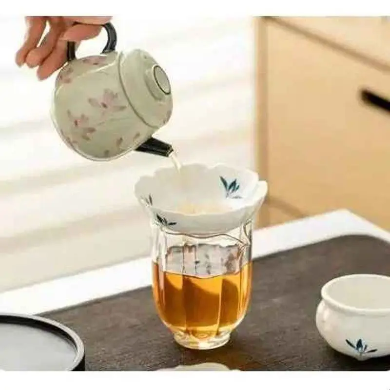 hand-drawn-orchid-tea-infusor-pure-boutique-chhai-bag-fashionable-accessory-for-men-and-women-in-winter-season