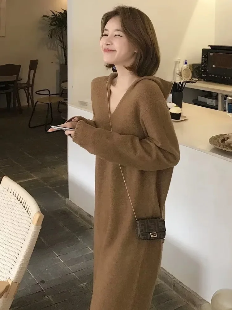Vestido suéter elegante para mujer, jersey de lana merina 100 con capucha y cuello en V, ropa de punto para otoño e invierno, falda larga recta, vestido largo informal
