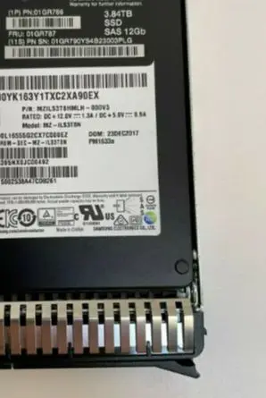 Per muslimb 01 gr786 01 gr787 3.84T SAS 2.5 SSD PM1633A disco rigido