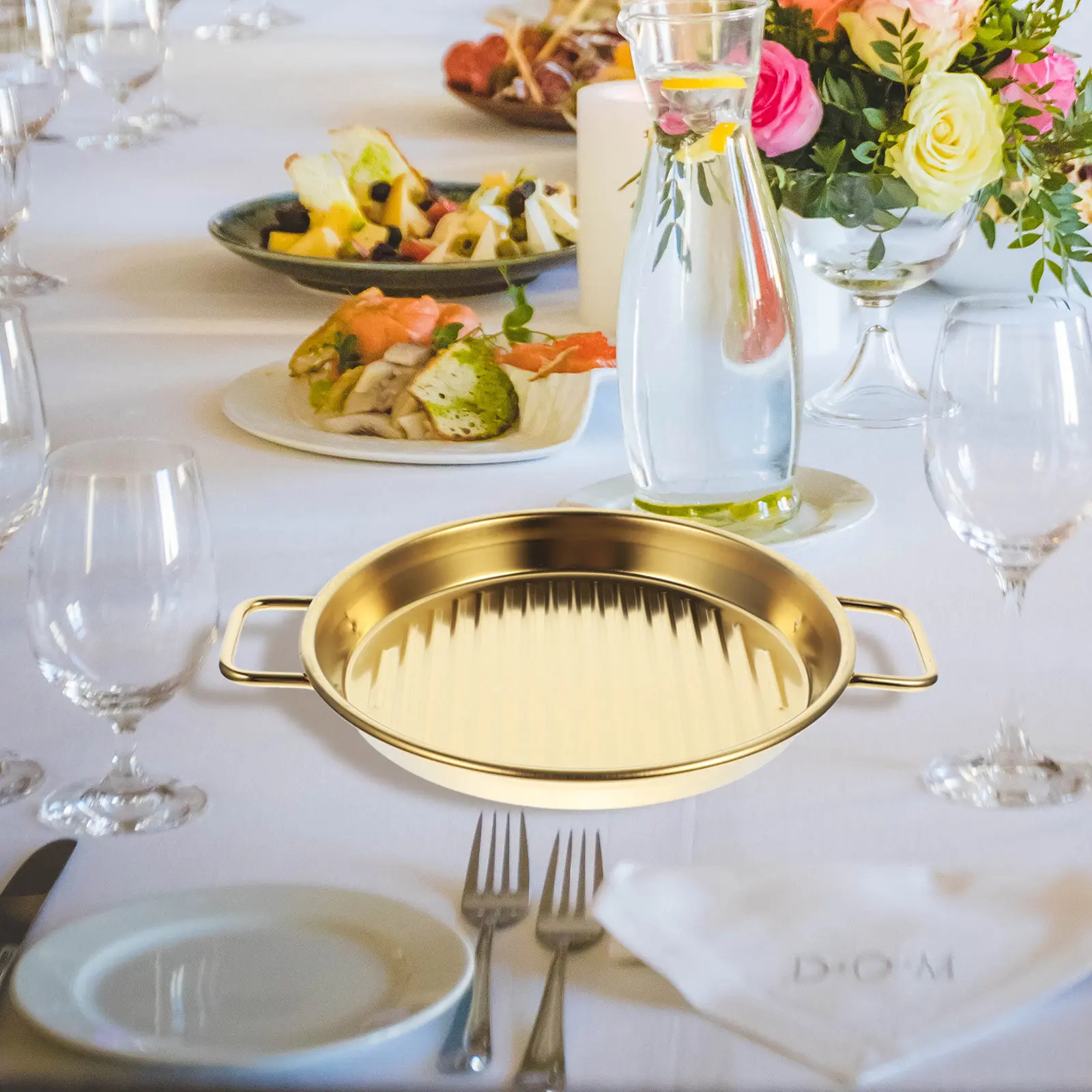 Stainless Steel Serving Tray with Handles Rust Proof Metal Food Plate for Snacks Cakes Candies Fried Chicken Desserts Simple