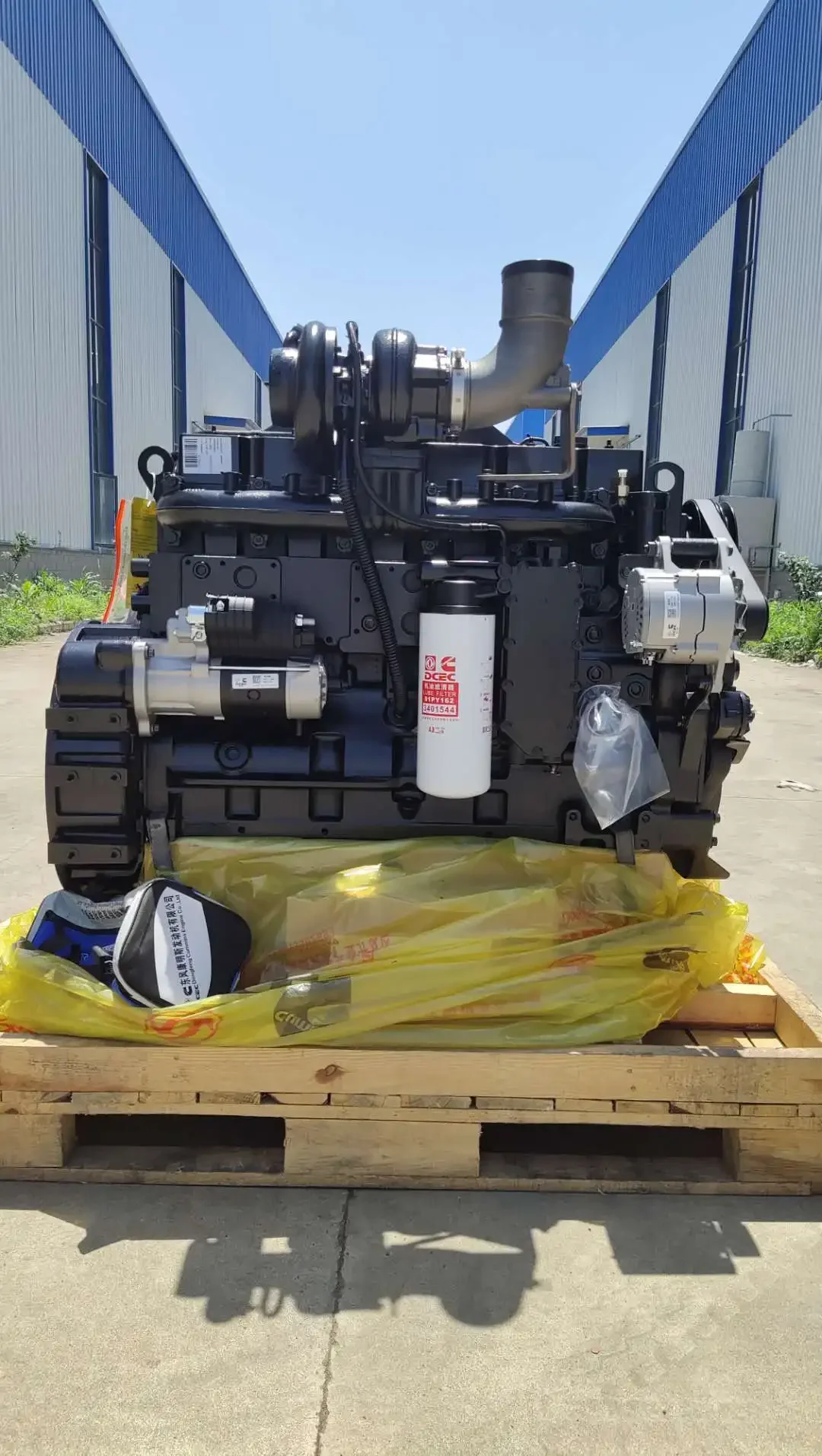 Motor Cummins 6CT 8.3 Engine 6C8.3 6CTA8.3 Dongfeng Truck Engine for Excavator