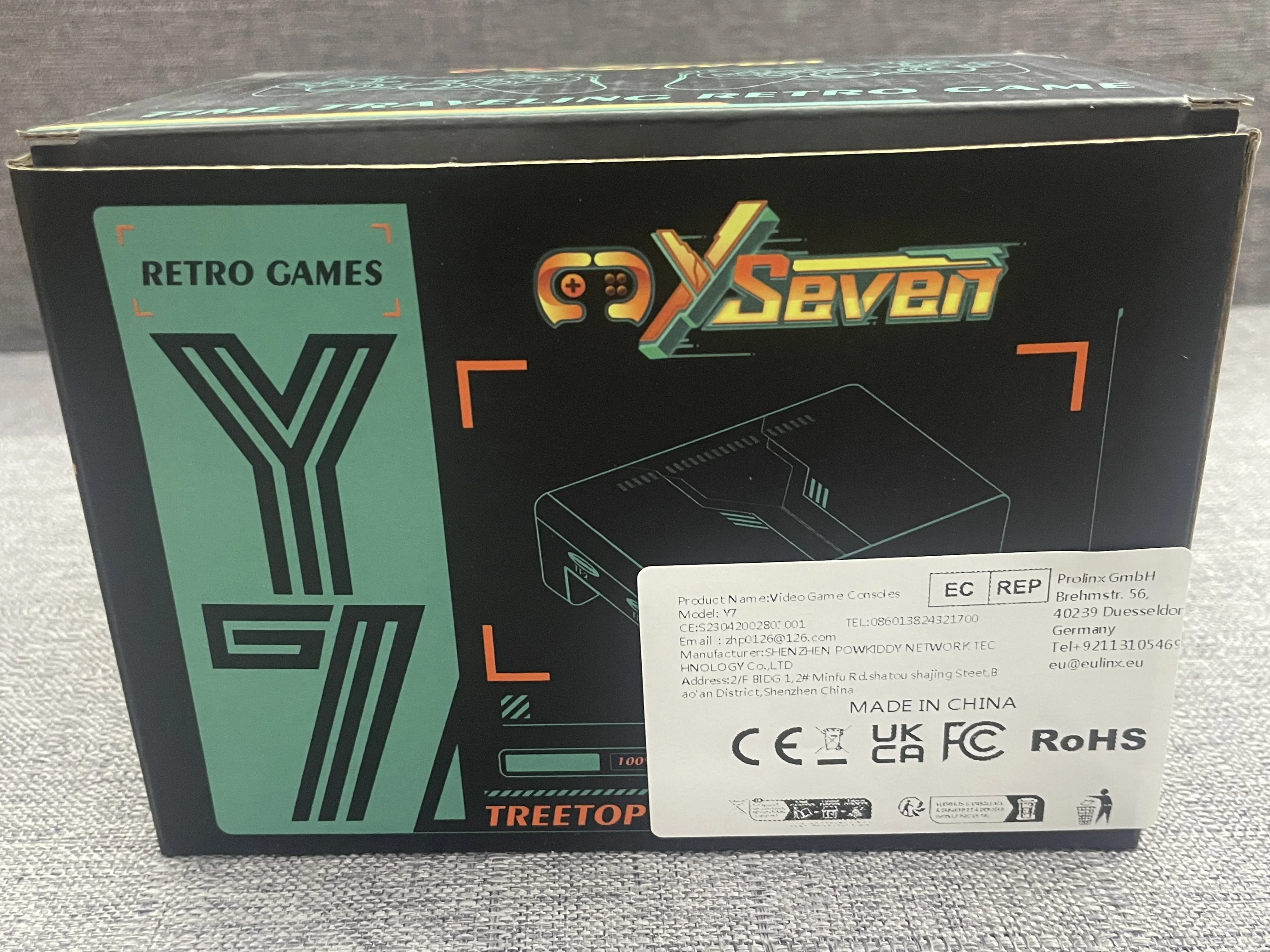 

2025 Y7 Linux Portable Video Game Console 2.4G Wireless Game Tv Stick Retro For PSP Family 4K 64+256G 12000 GAMES With bracket