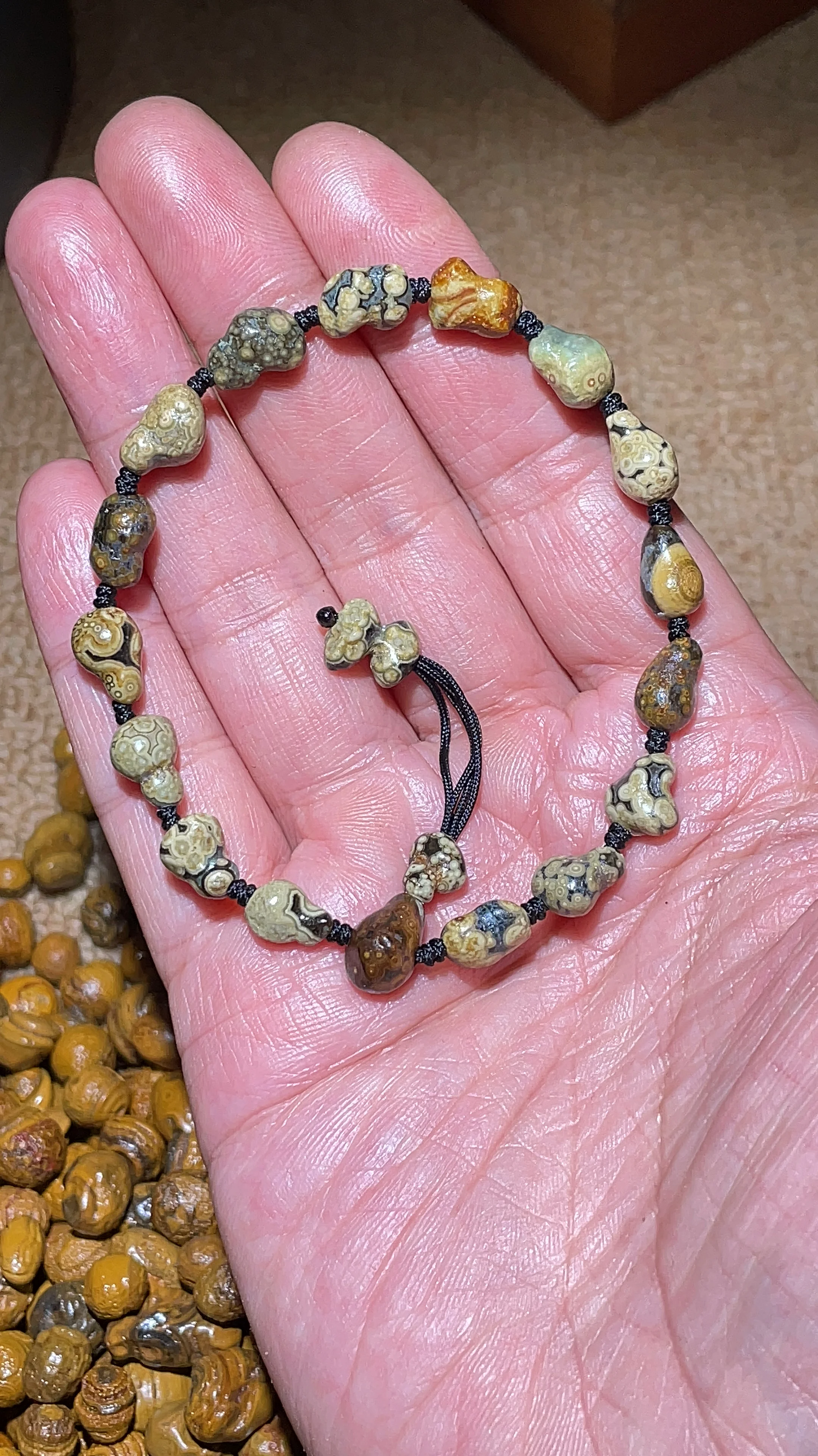 10pcs/lot New Year Special Wholesale Special Rare Gourd-shaped Zhuozi Mountain Gobi Agate Eye Stone Raw Bead Bracelet Collection