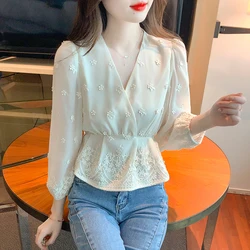 Fashion New Casual Long Sleeve V-Neck Women Blouse Embroidery Apricot Chiffon Blouse Shirt Women Tops Blusas Para Mujer A708