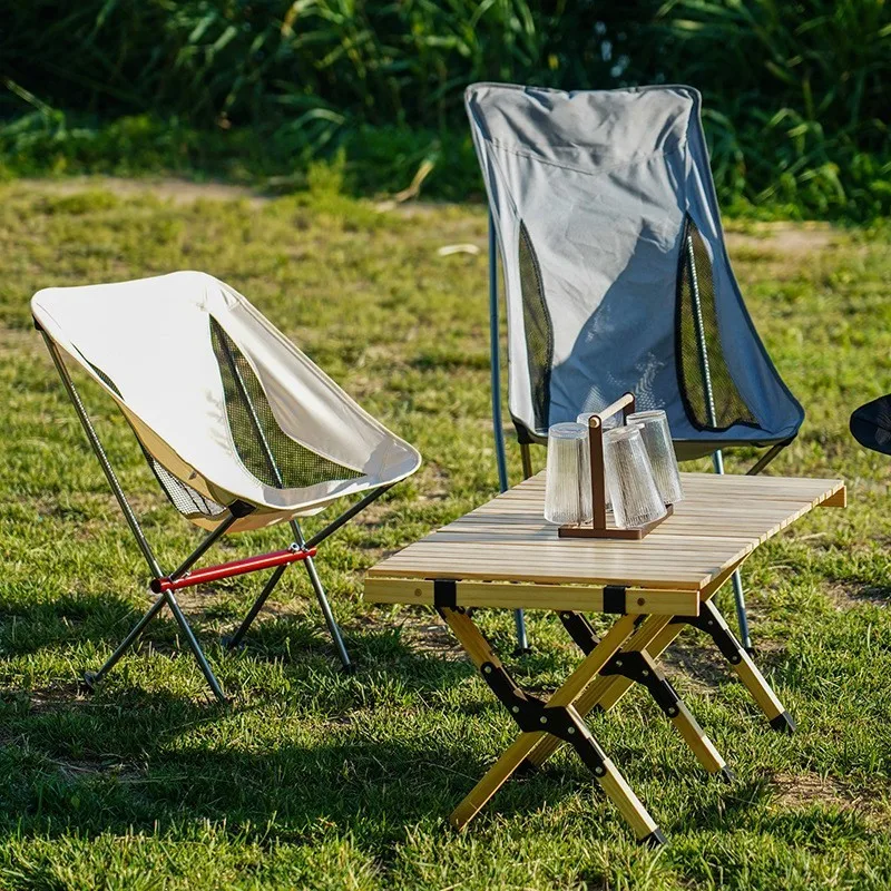 custom.Hot Sale Modern S Size Portable Ultra-Light Aluminum Alloy Folding Moon Chair Outdoor Furniture Camping Beach Fishing Gar