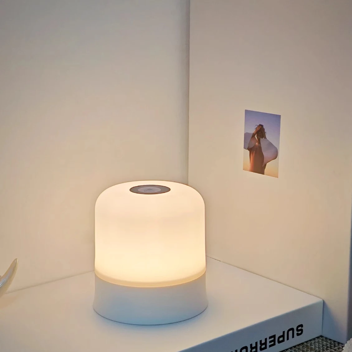 Living Room Touch Night Light Rechargeable Remote Control Night Light RGB Dimmable Table Lamp Ambient Light for Bedroom