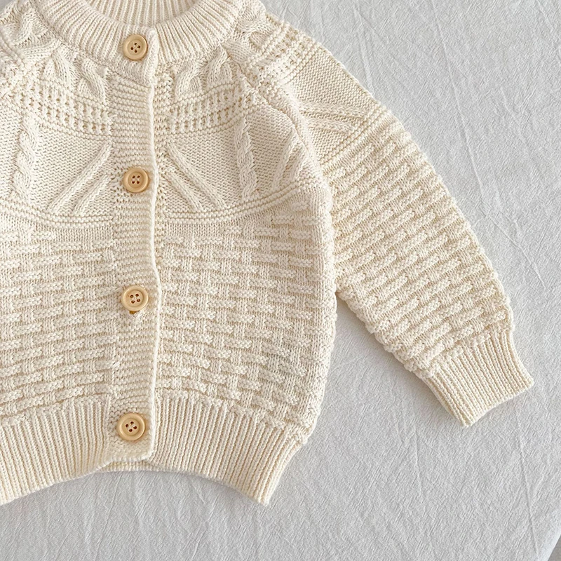 

2025 New Autumn Newborn Baby Girls Sweater Coat Infant Baby Long Sleeved Solid Color Knitted Cardigan 0-3Yrs Children Clothes