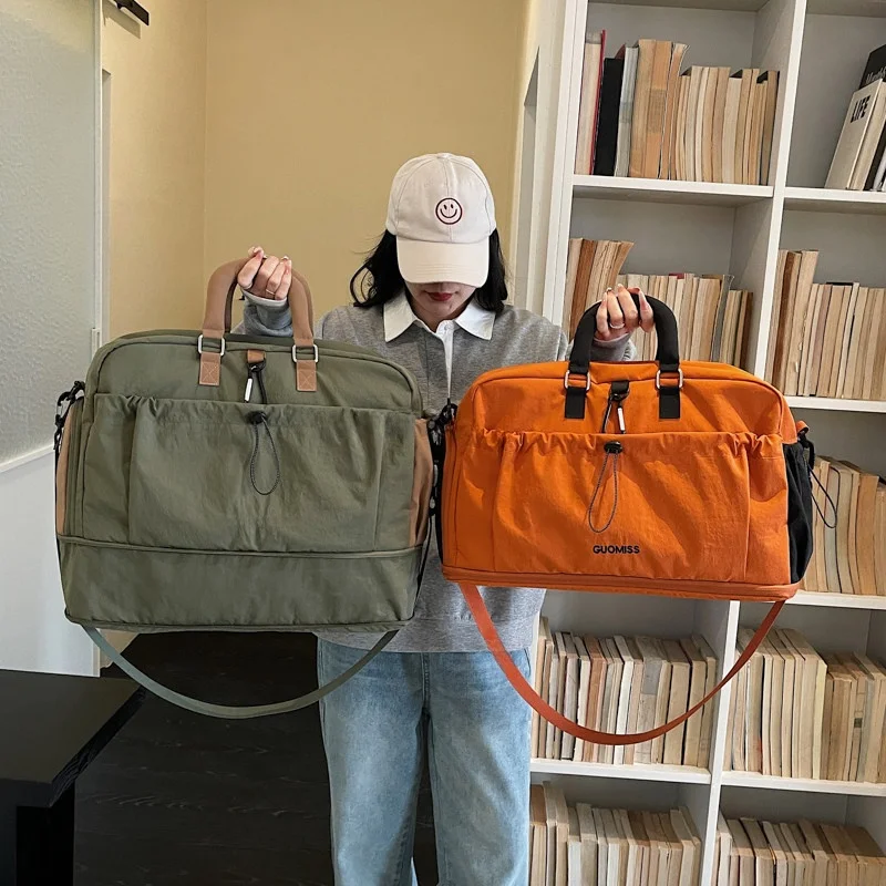 sac-de-sport-leger-grande-capacite-pour-femme-nouveau-style-sac-de-voyage-a-bandouliere-sac-de-sport-avec-separation-humide-et-seche