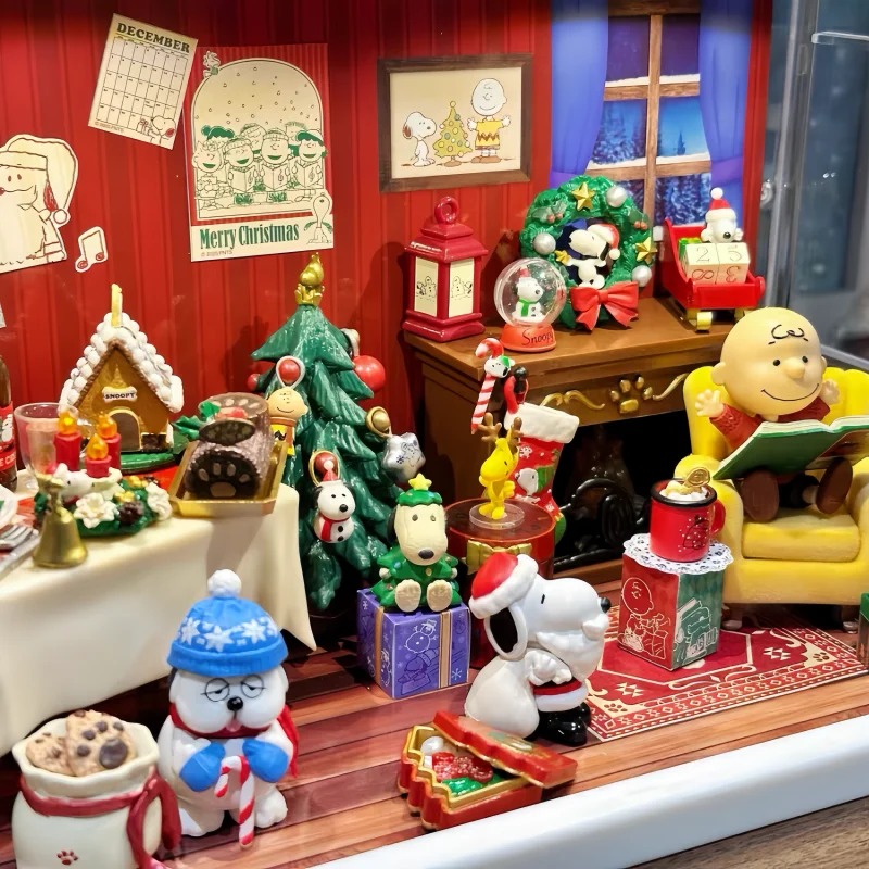 

New Genuine Re-Ment Snoopy's Christmas Eve Christmas Tree Anime Figures Capsule Toys Collectible Model Toys Festival Gifts