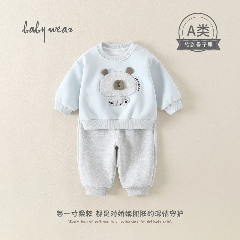 2026New autumn collection for childrenaCute cartoon-style top, baby autumn bear sweatshirt set, suitable for wearing as outerwea
