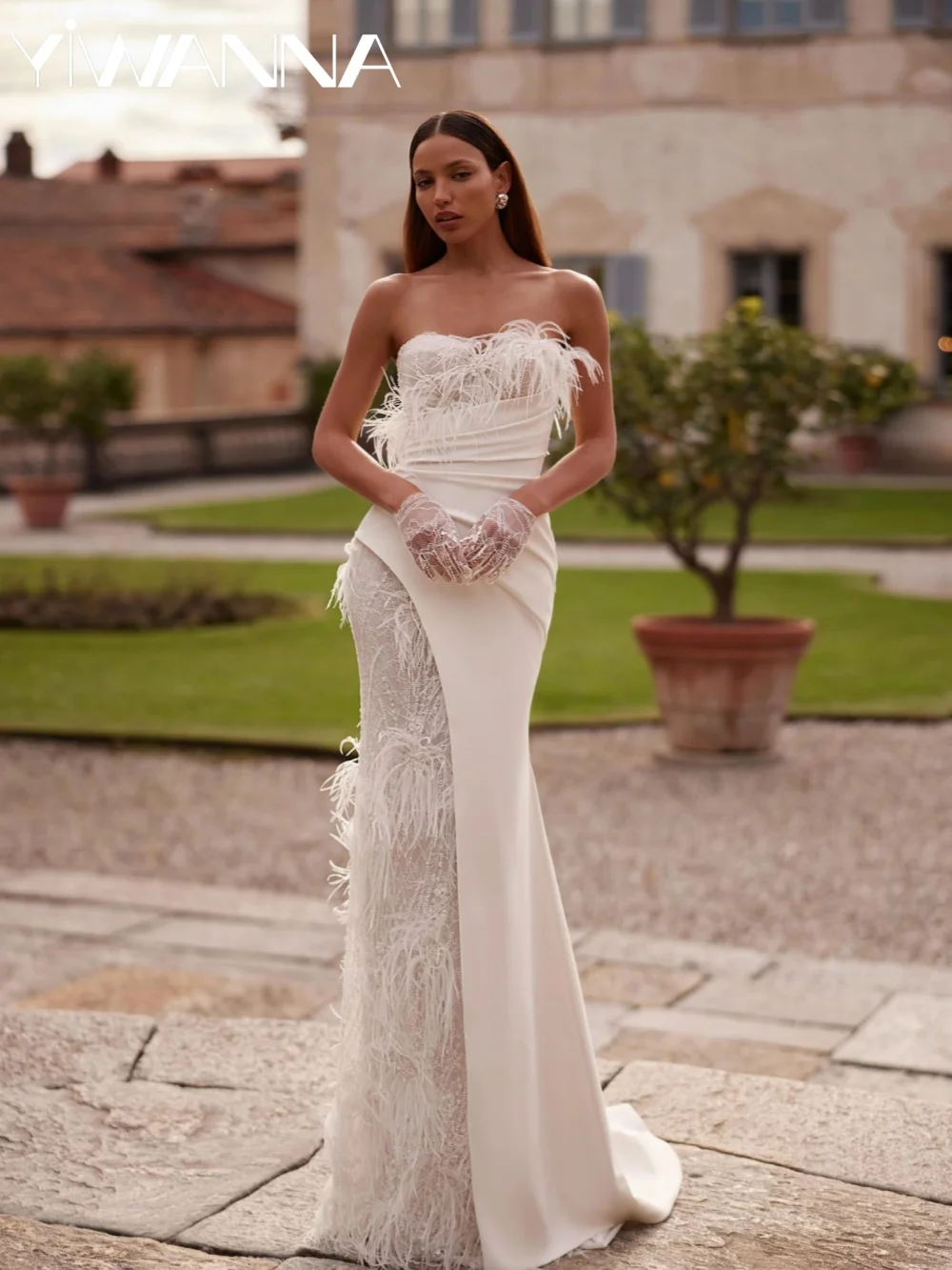 

Shimmery Beaded Feathers Lace Wedding Dress Without Gloves Sweetheart Neck Bridal Gown Customized Exquisite Dresses For Bride