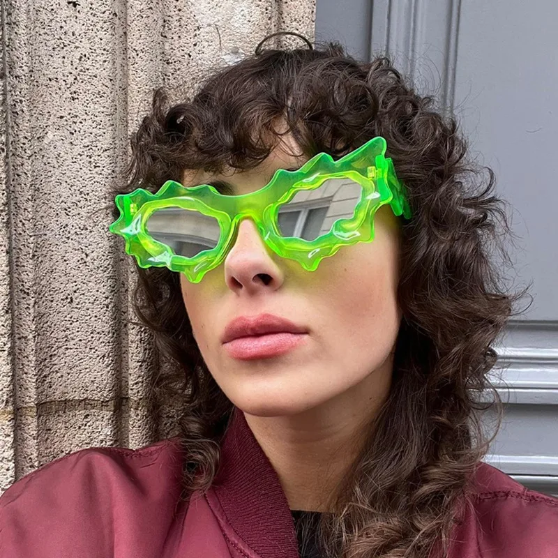 

Niche Ice Ribbed Exaggerated Sunglasses Avant-garde Spicy Girl Transparent Crystal Clear Jelly Colored Instagram Sunglasses