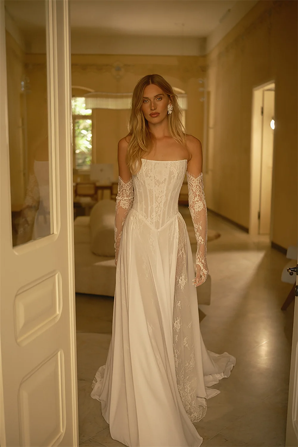 Suknia ślubna bez ramiączek z koronki w kolorze ecru, z wysokim rozcięciem z boku, trenem typu sweep, zapinana na zamek z tyłu, na specjalną zamówienie z Kiotu, vestidos de noiva, formalna suknia wieczorowa 2025