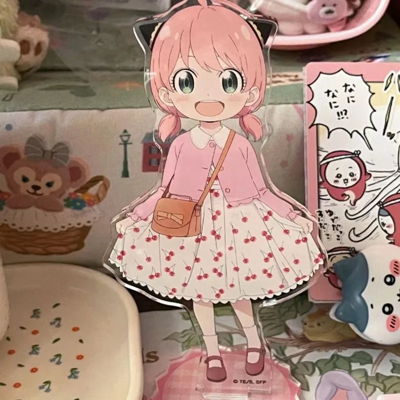 

SPY FAMILY Anime Figures Stand Model Plate Anya Fashion Show Plate Desk Decor Standing Desktop Decoration Friends Kid Gifts Toys