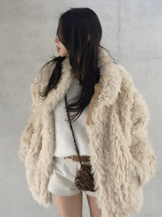 معطف نسائي أنيق من ort للدفء وياقة واقفة وصديق للبيئة وجميل للغاية ملابس خارجية شتوية من الفرو الفاخر