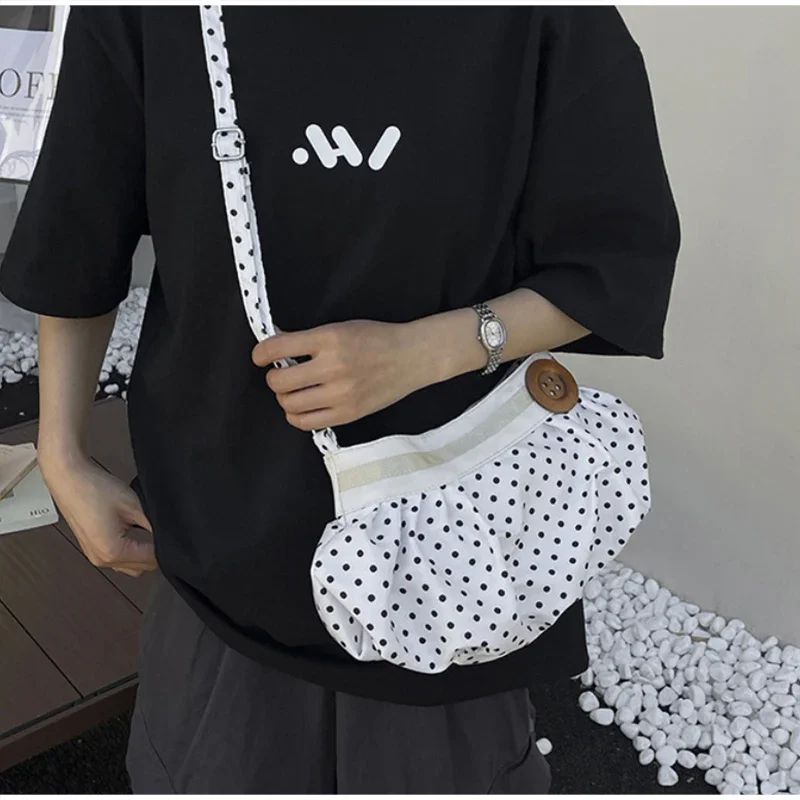 Gestreifte, gepunktete, plissierte Umhängetasche, koreanische süße, niedliche Damen-Umhängetasche, lässige Pendler-Geldbörse, leichte Handtasche – Detail 33