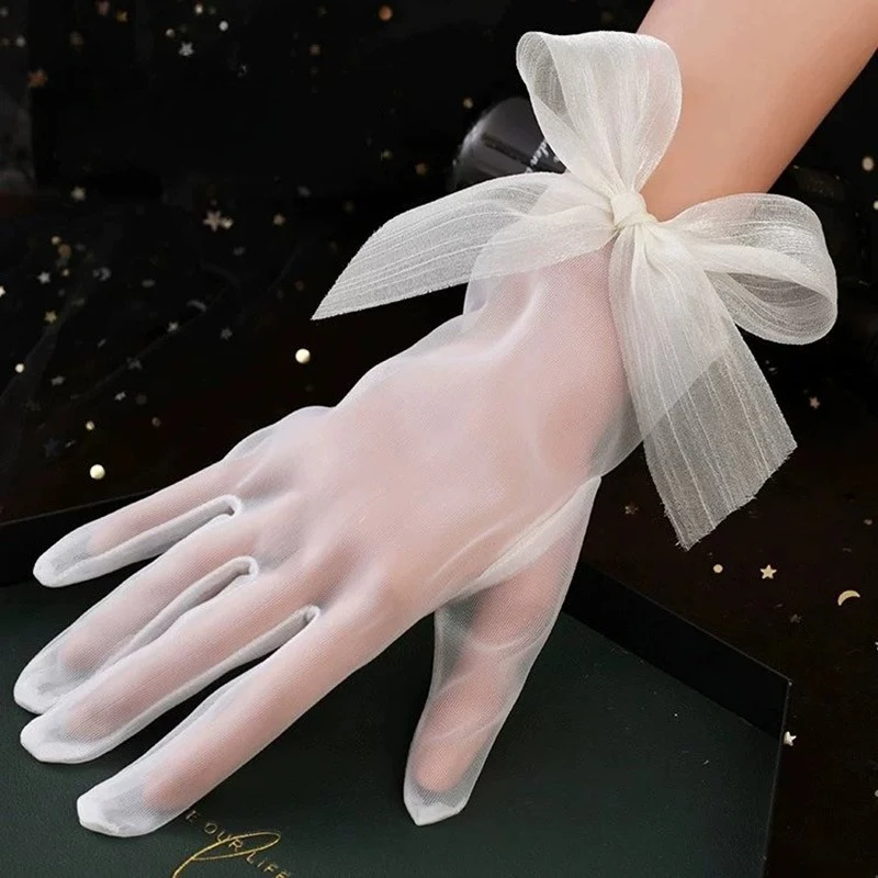 قفازات زفاف العروس للنساء حقيبة قصيرة للاستوديو للتصوير الفوتوغرافي بفيونكة شفافة مع لون أبيض حليبي بسيط #4