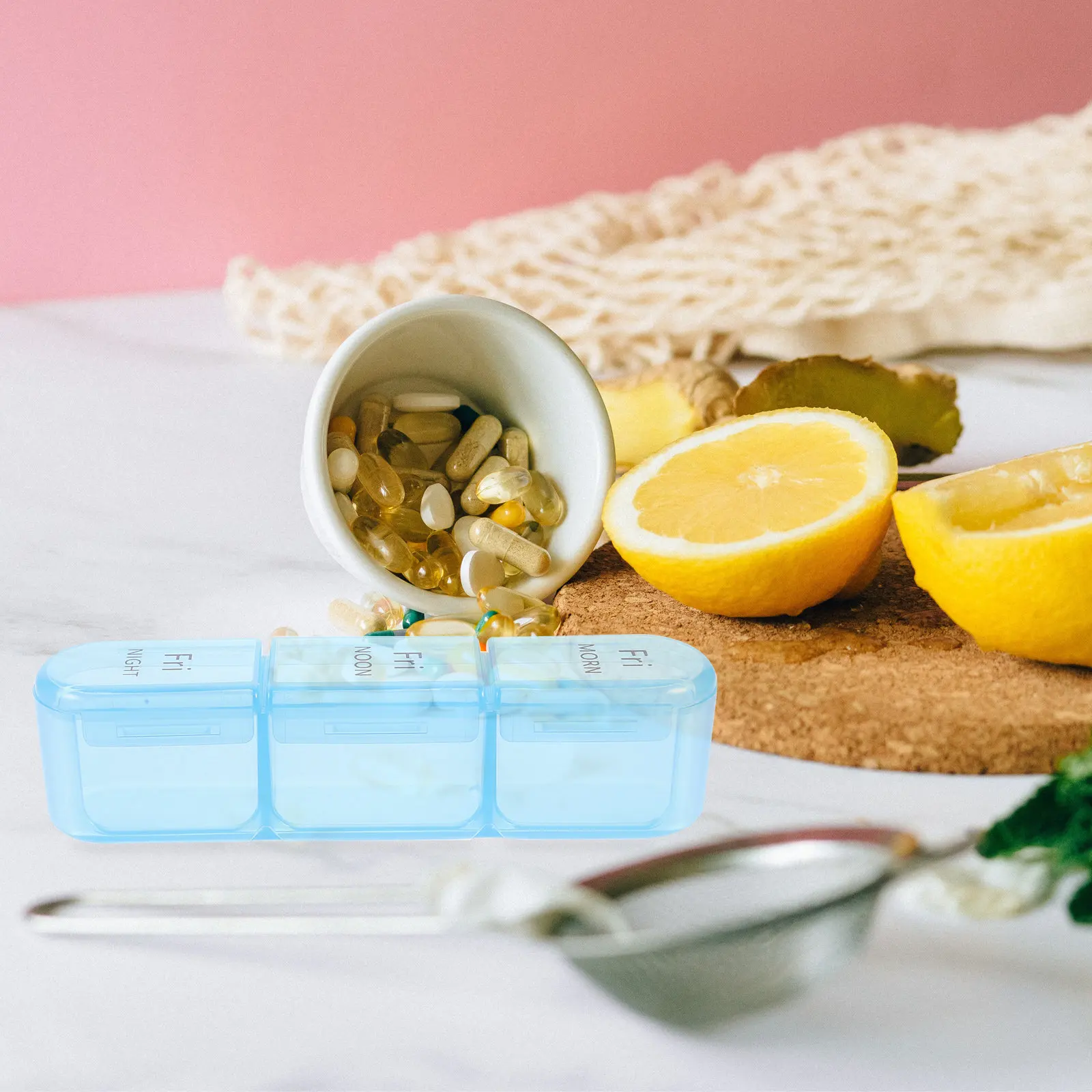 

Large Capacity Pill Organizer 7 Day Weekly Medication Dispenser Portable Compact Multi-Grid Medicine Case for Daily Travel Home