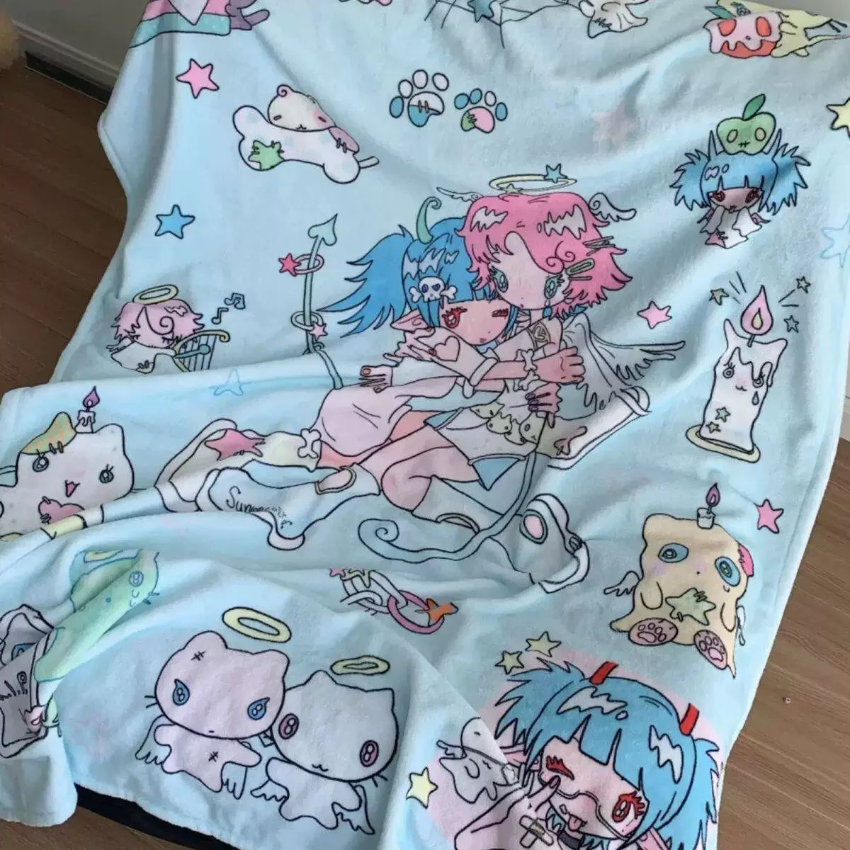 Angel Devil Print Double-Sided Flannel Blanket Winter Thick Throw Blanket office lunch break air-conditioned blanket