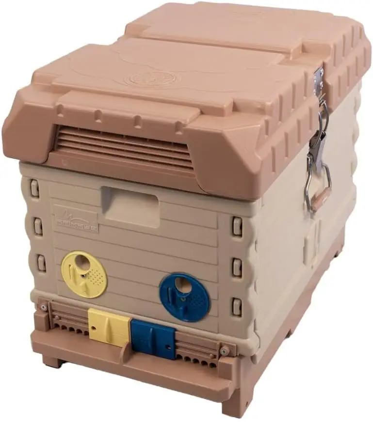 

Утепленный улей Лангстрота на 7 рамок, готовый комплект с основными рамками и вощиной [бежевый]