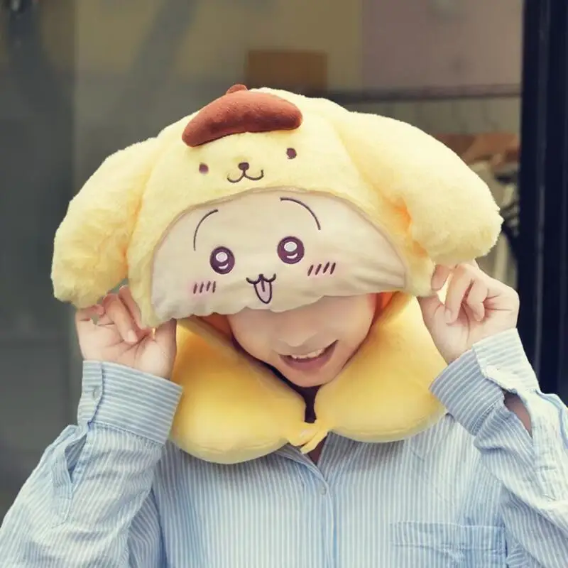 Anime carino Chiikawa con cappuccio a forma di U collo ghetta cuscino cuscino da viaggio cartone animato Kawaii Hello Kitty cappello da donna caldo berretto di peluche