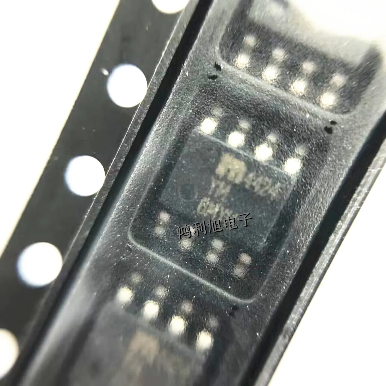 

5PCS/Lot MIC4424YM MIC4424YM-TR Marking 4424YM Driver 3A 2-OUT Low Side Non-Inv 8-Pin SOIC N T/R