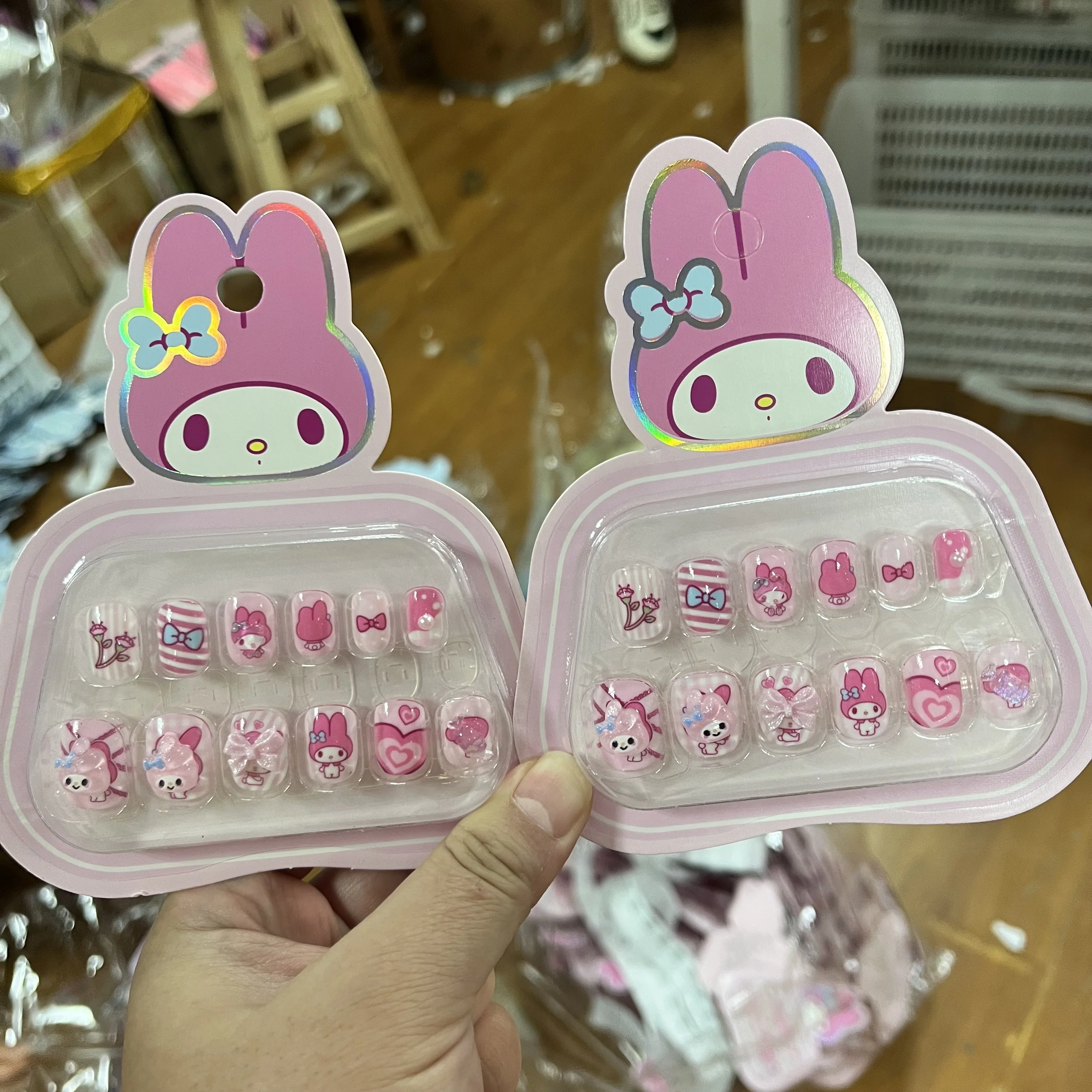 12pcs Cartoon Sanrio Hello Kitty Kids Press on Nails Cute Kuromi  Cinnamoroll Kid DIY with Jelly Glue Nail Patch Girl Toy Gifts*