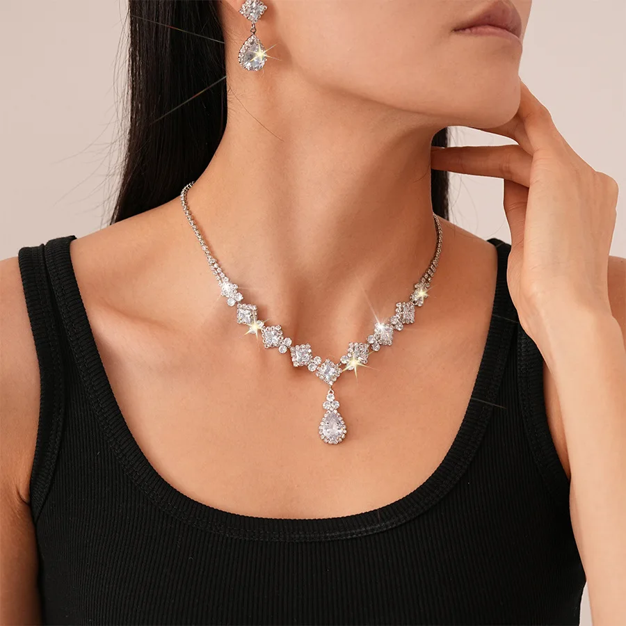 Thumbnail 4 - #23 Dangle Chain Earrings Comparison Guide