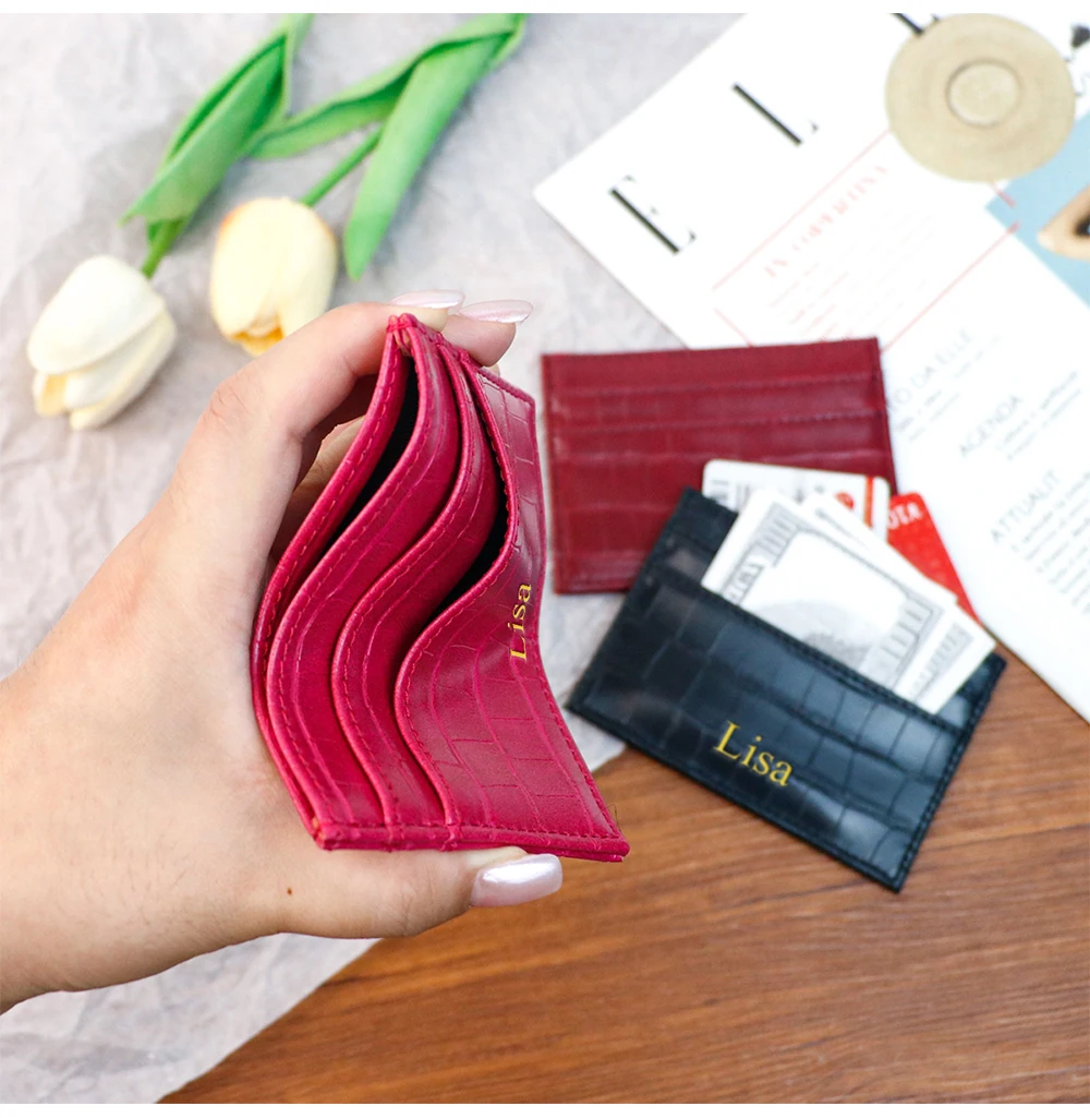 Anpassbarer Namensbuchstabe Krokodilmuster PU Einfache und Hochwertige Mehrfarbige Damen-Geschenk-Geldbörse mit Mehrfachfächern für Münzen und Karten – Detail 8
