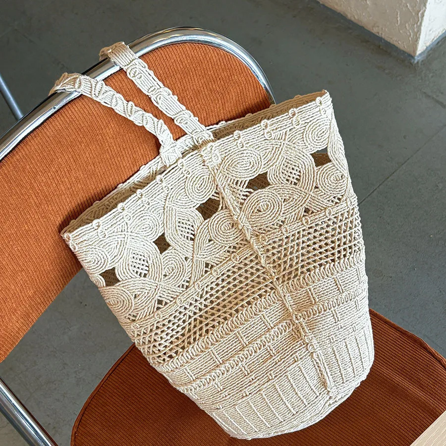 Gentle wind beige crochet woven tote bag hollow pattern loose atmosphere vegetable basket bag handbag