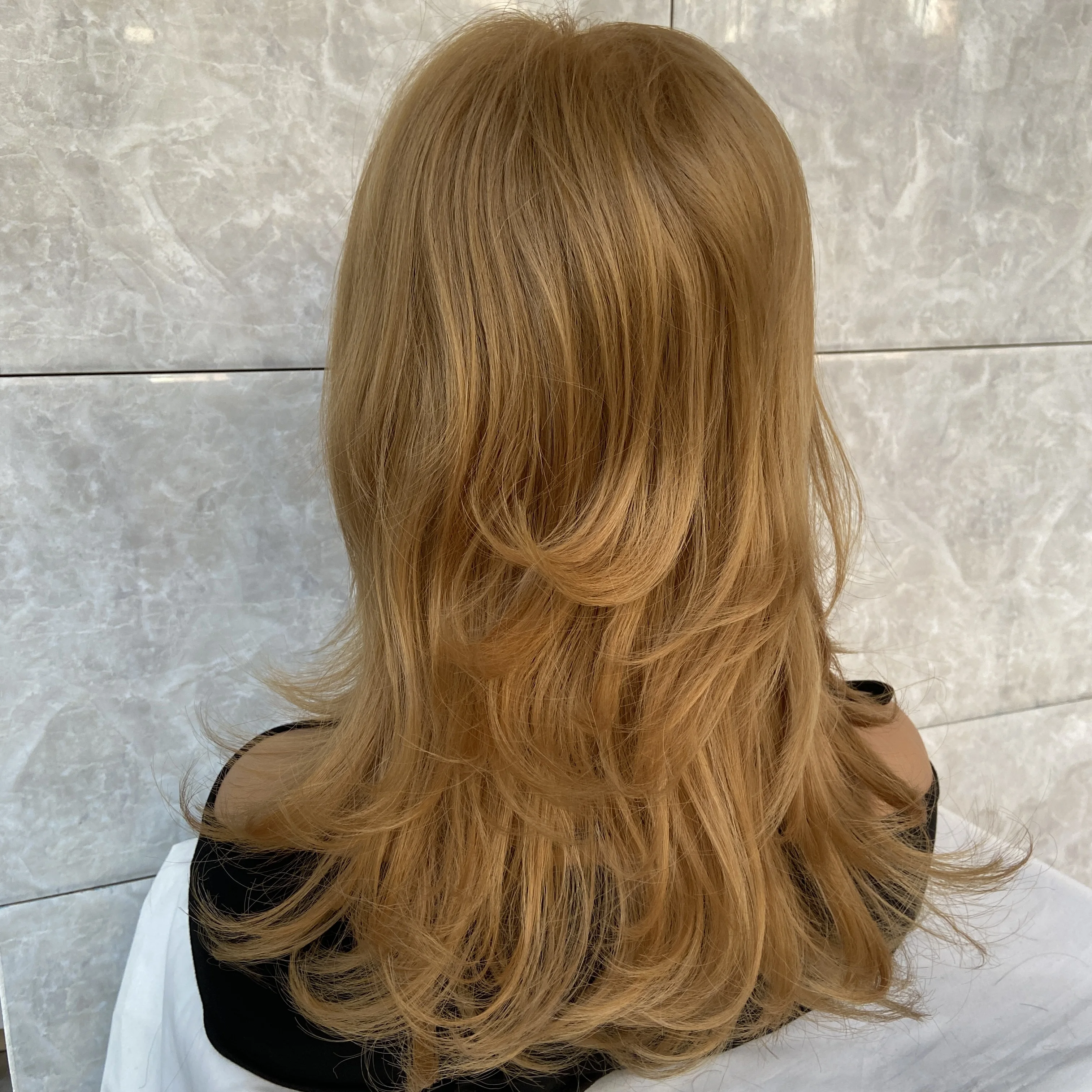 Fashiomag perucas de cabelo sintético loiro morango em camadas médias mulheres macias naturais