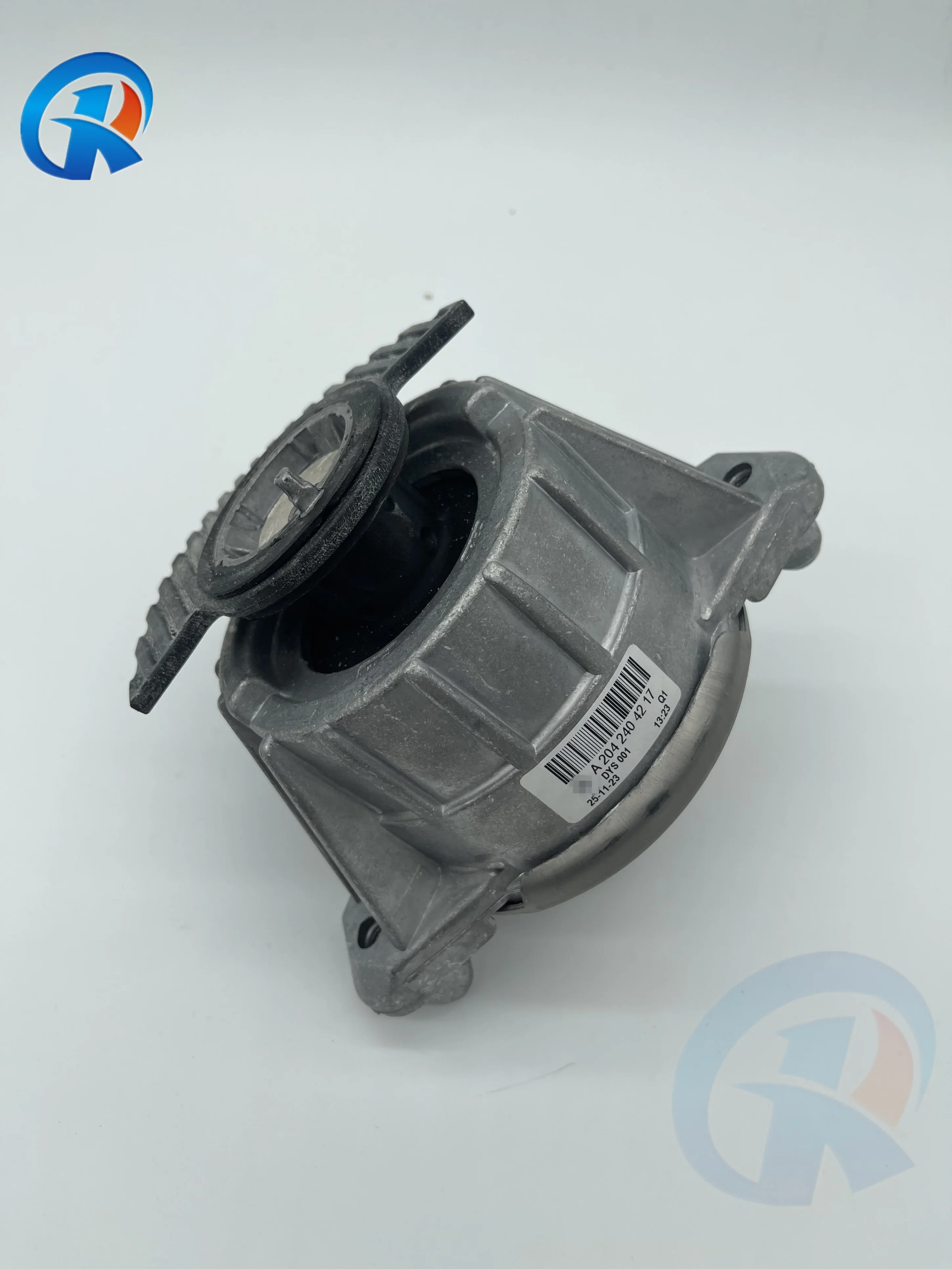 Motor Support Engine Mount For Mercedes Benz S212 W212 W204 S212 S204 C204 C250 12-15 OEM 2042404217 2042404317