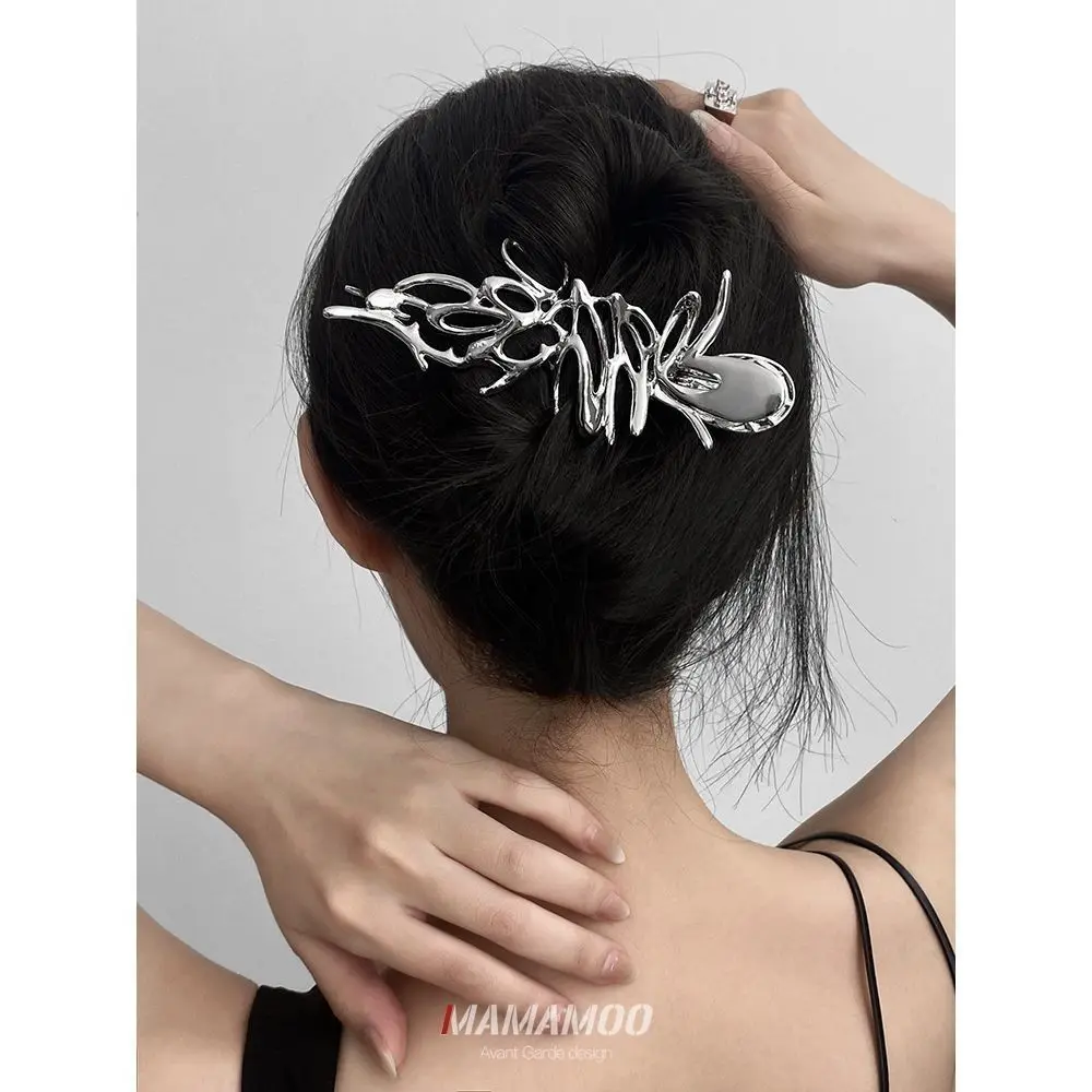 Women's shark clip with unique and fashionable niche design  high-end spicy girl style women's hair accessory clip